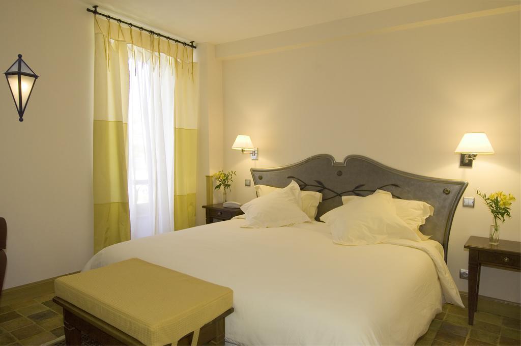 Hotel De France Mende Bagian luar foto