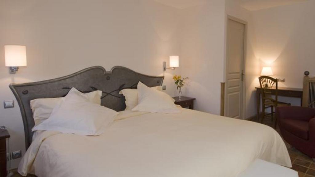 Hotel De France Mende Bagian luar foto