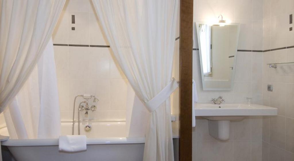 Hotel De France Mende Bagian luar foto